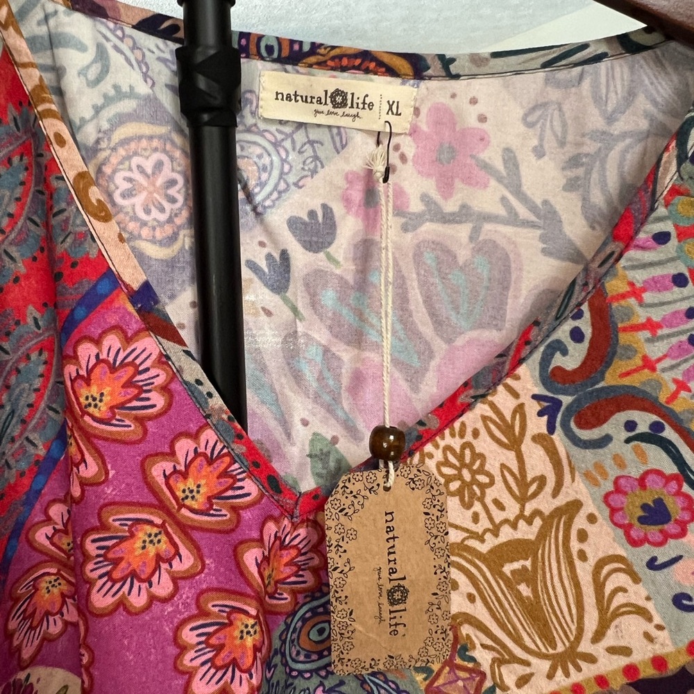 NWT NATURAL LIFE Multicolor Patchwork oversized V-Neck Blouse shirt top - Picture 3 of 9
